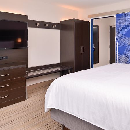 Holiday Inn Express & Suites - Olathe West By Ihg Kültér fotó